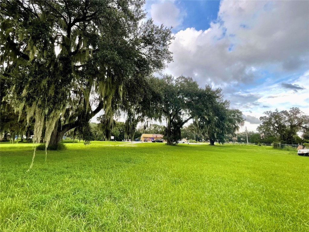 2409 Montclair Road Leesburg FL 34748 G5087244 image5