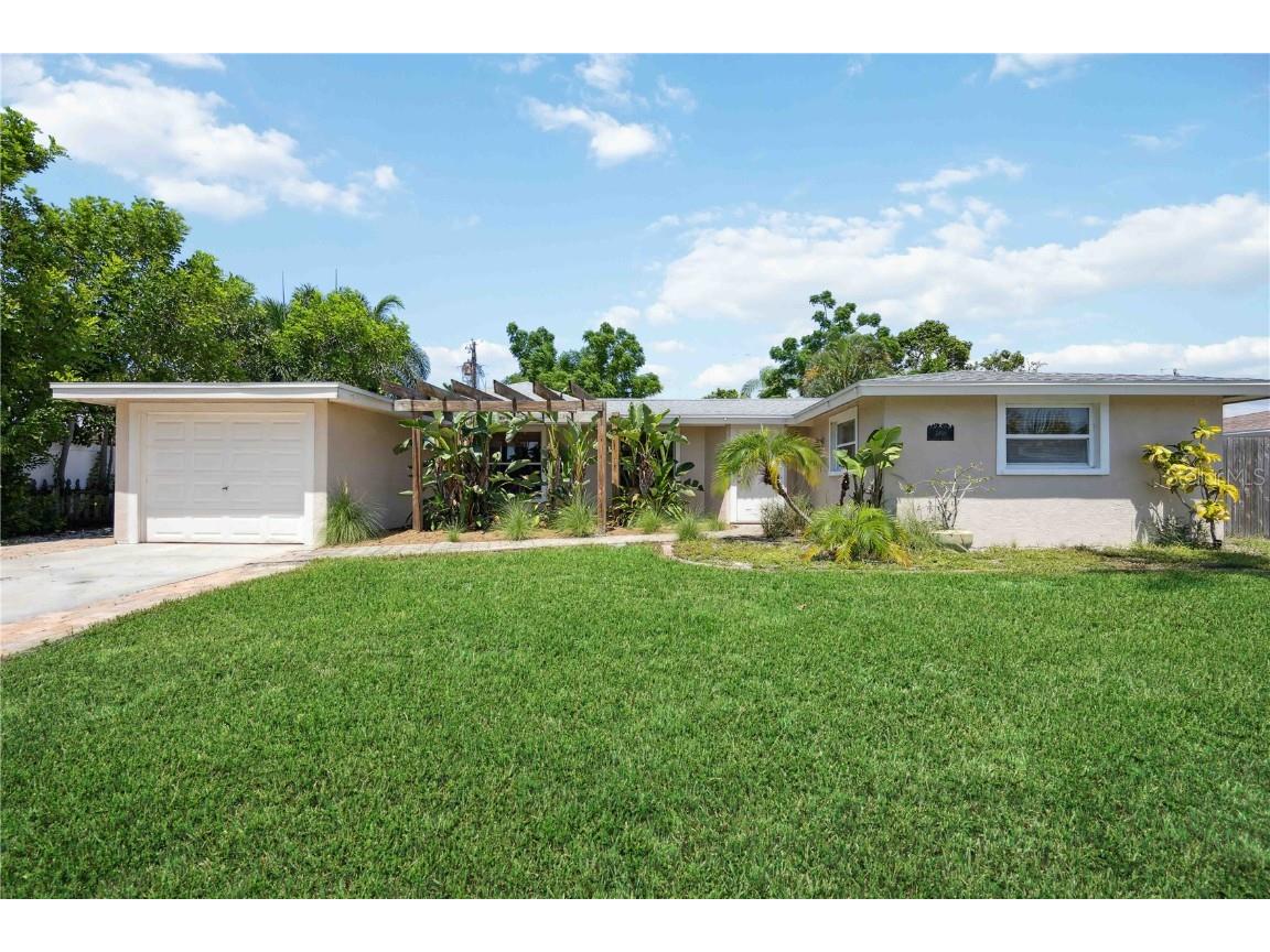 2409 Tulip Street Sarasota FL 34239 A4576871 image1