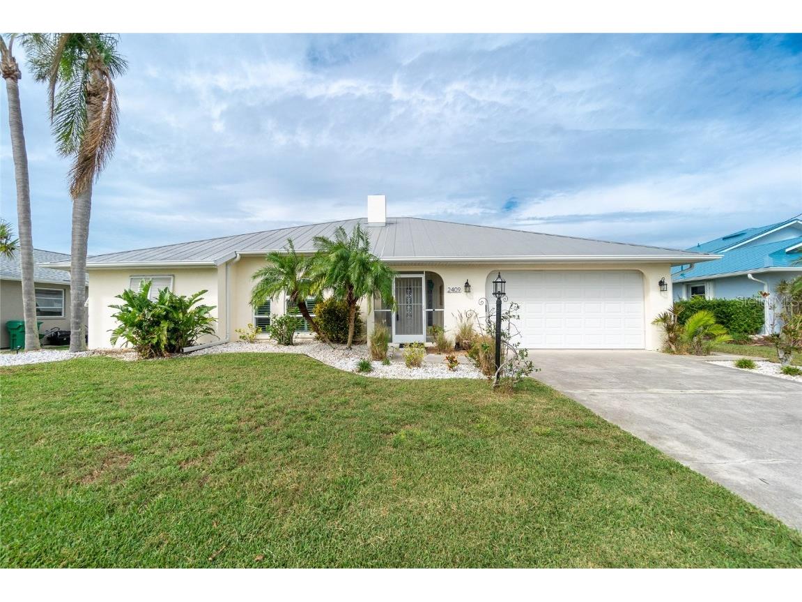 2409 Vance Terrace Port Charlotte FL 33981 - MYAKKA WATERWAY D6127980 image1