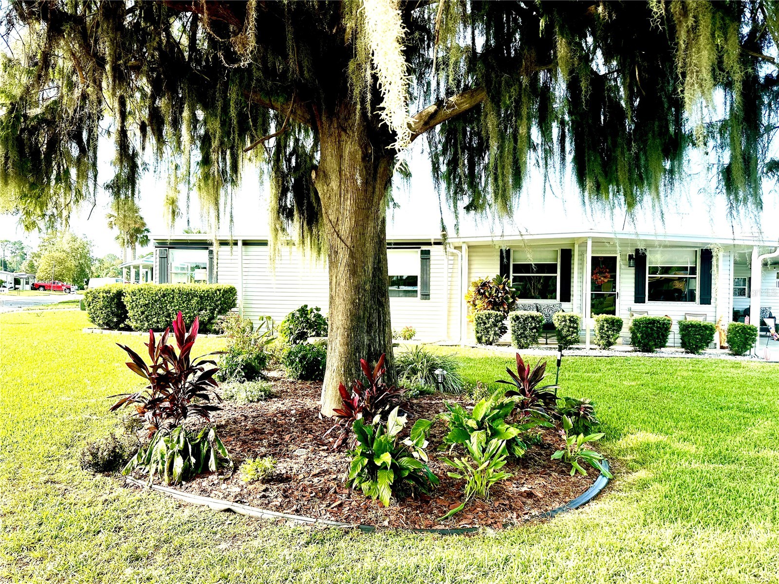 2409 Vindale Road Tavares FL 32778 - HARRIS CHAIN OF LAKES G5113074 image2