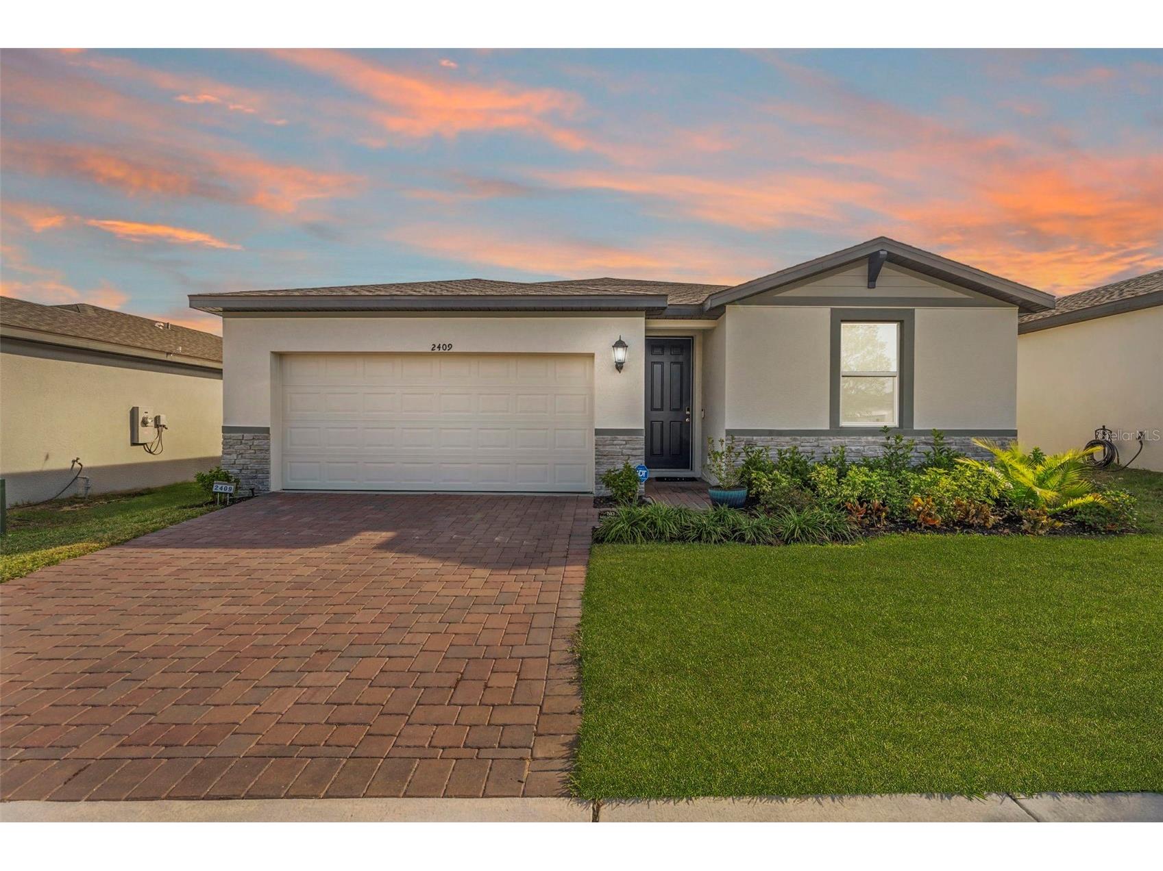 2409 White Tail Street Davenport FL 33837 P4937564 image1