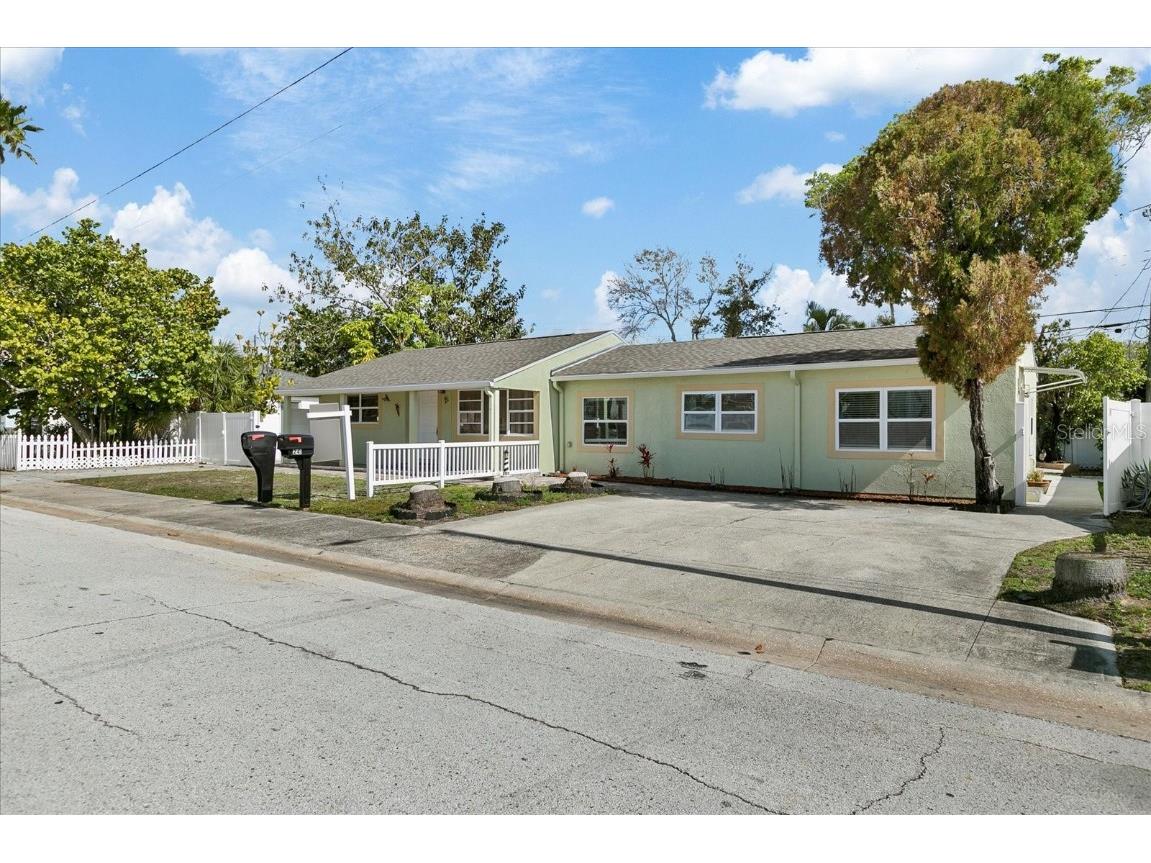 241 148th Avenue N Madeira Beach FL 33708 T3486600 image1