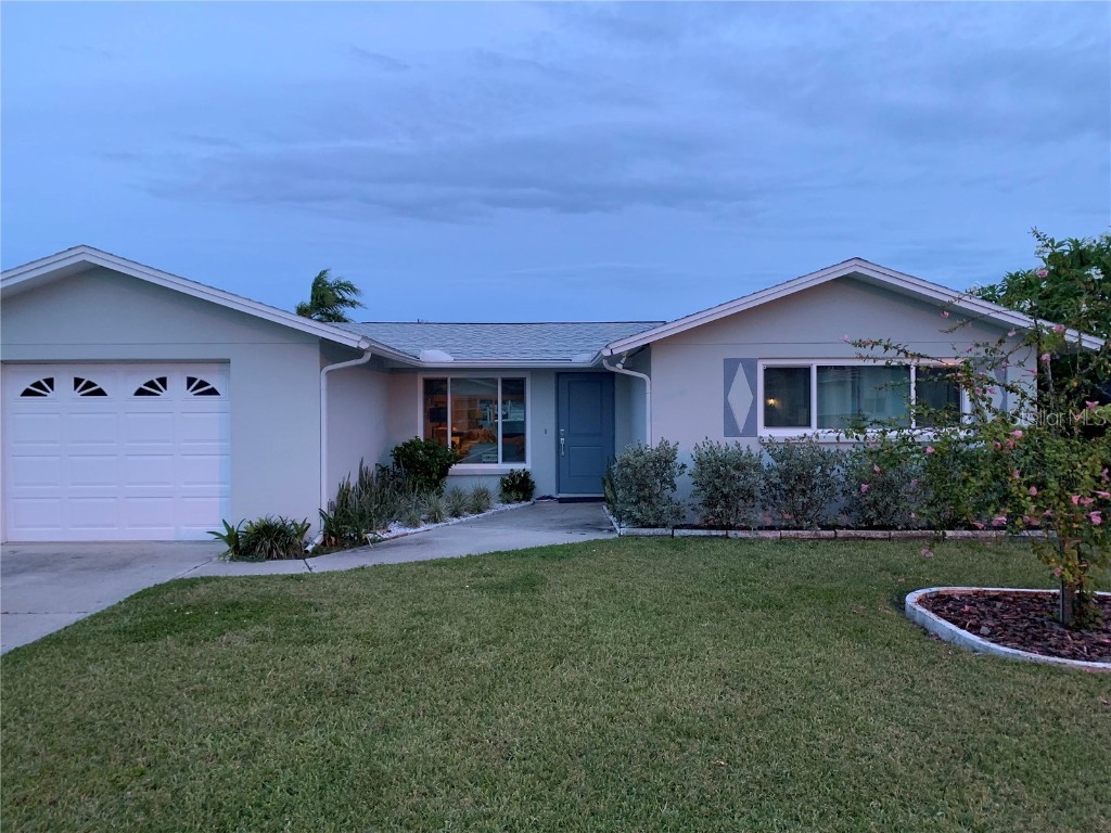 241 176th Avenue E Redington Shores FL 33708 T3465632 image1