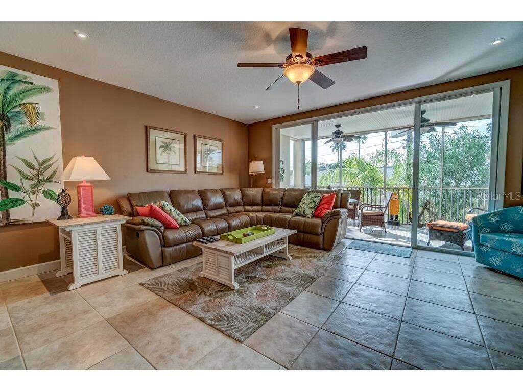 241 17th Street N Bradenton Beach FL 34217 C7523779 image13