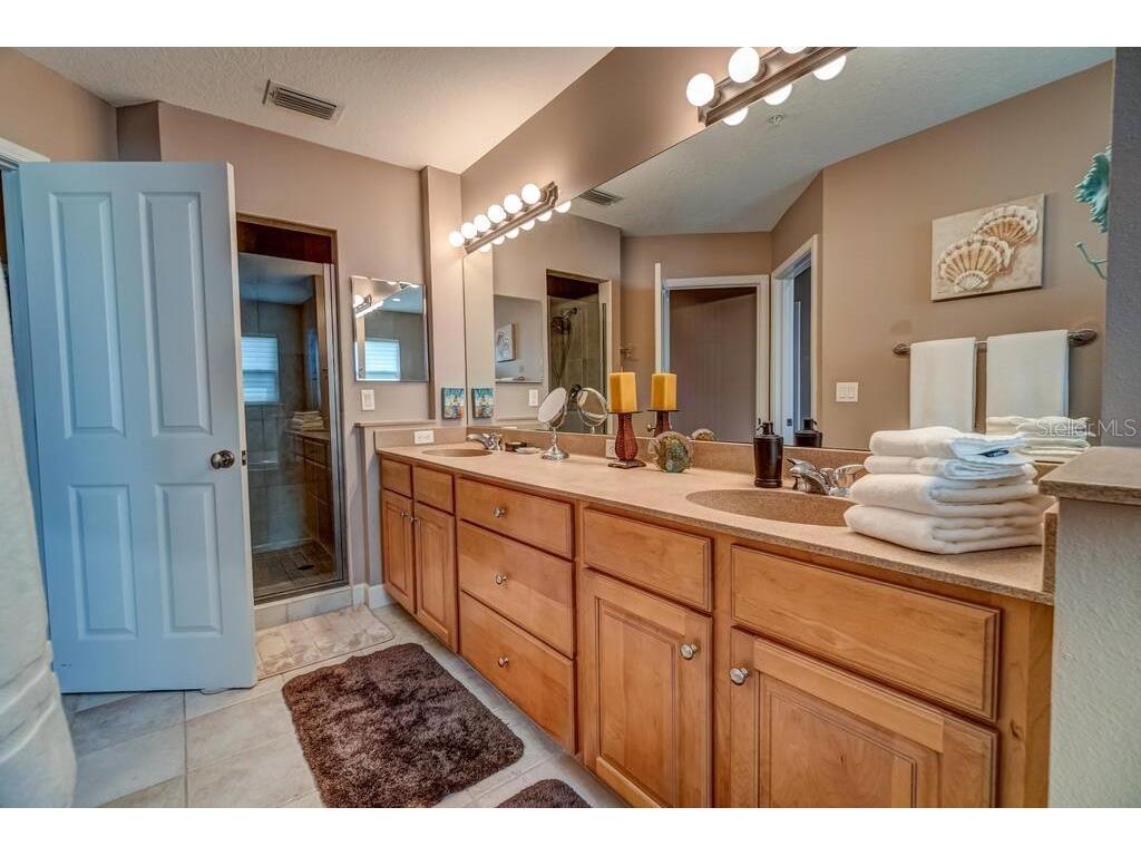 241 17th Street N Bradenton Beach FL 34217 C7523779 image23