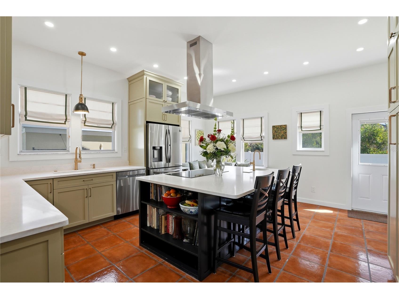 241 72nd Street N Saint Petersburg FL 33710 TB8488722 image16