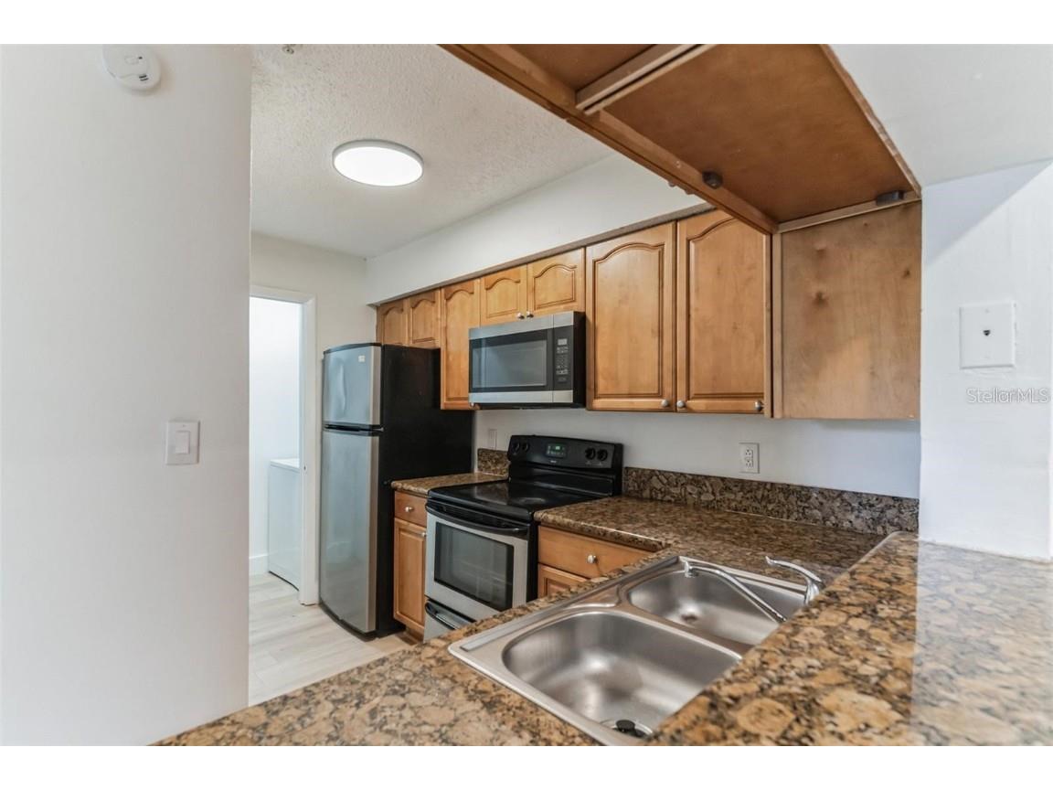 241 Afton Square #102 Altamonte Springs FL 32714 O6362139 image5