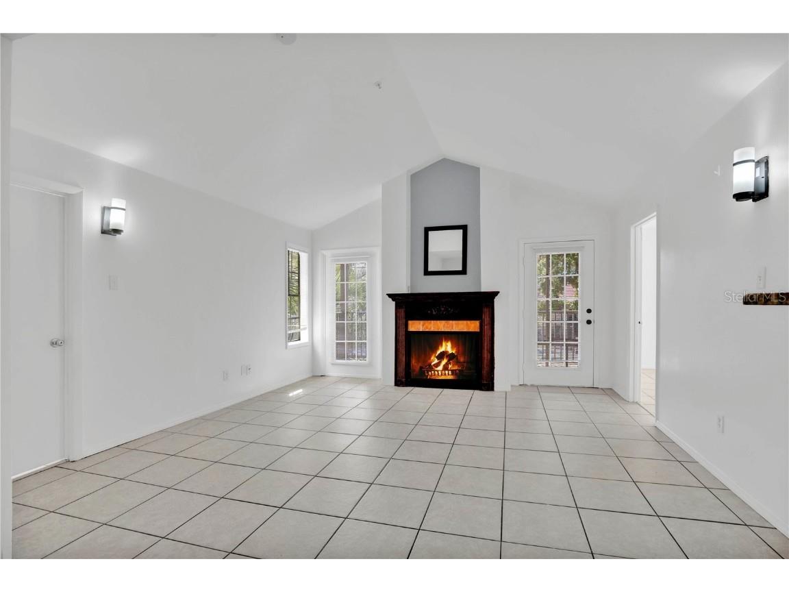 241 Afton Square #308 Altamonte Springs FL 32714 O6356371 image4