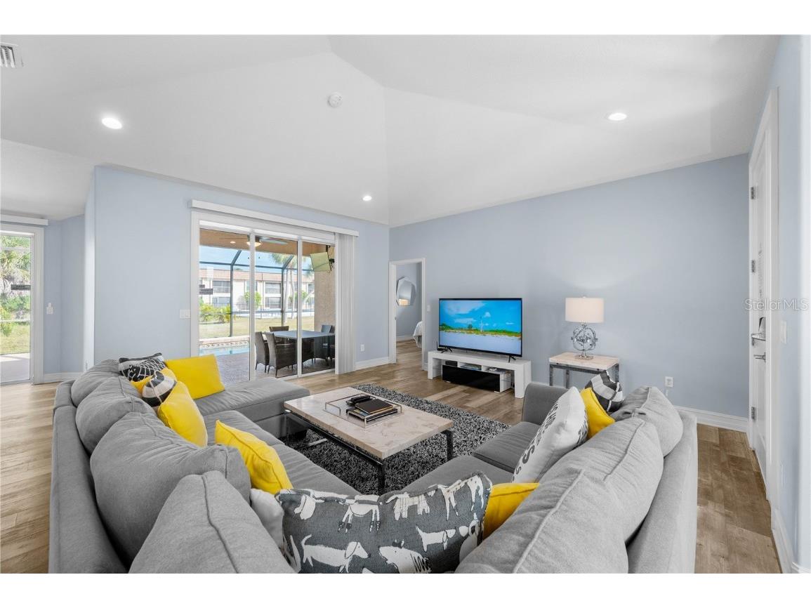 241 Annapolis Lane Rotonda West FL 33947 C7517890 image17