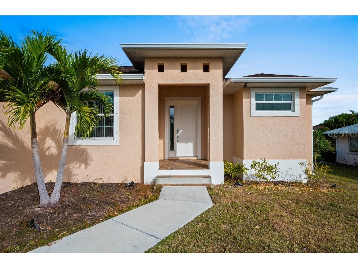 241 Annapolis Lane Rotonda West FL 33947 C7517890 image8