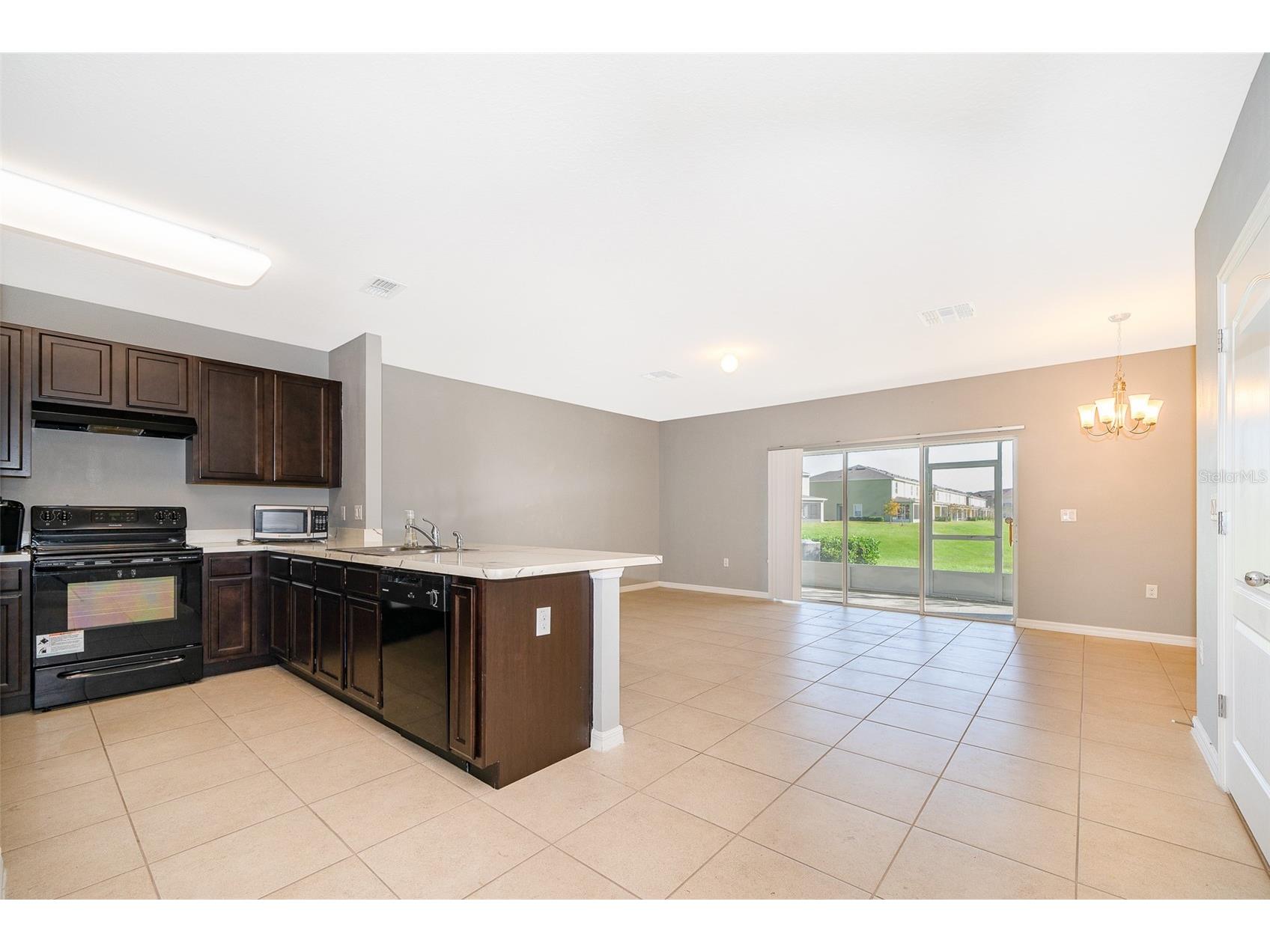 241 Arbor Lakes Drive Davenport FL 33896 O6401037 image5