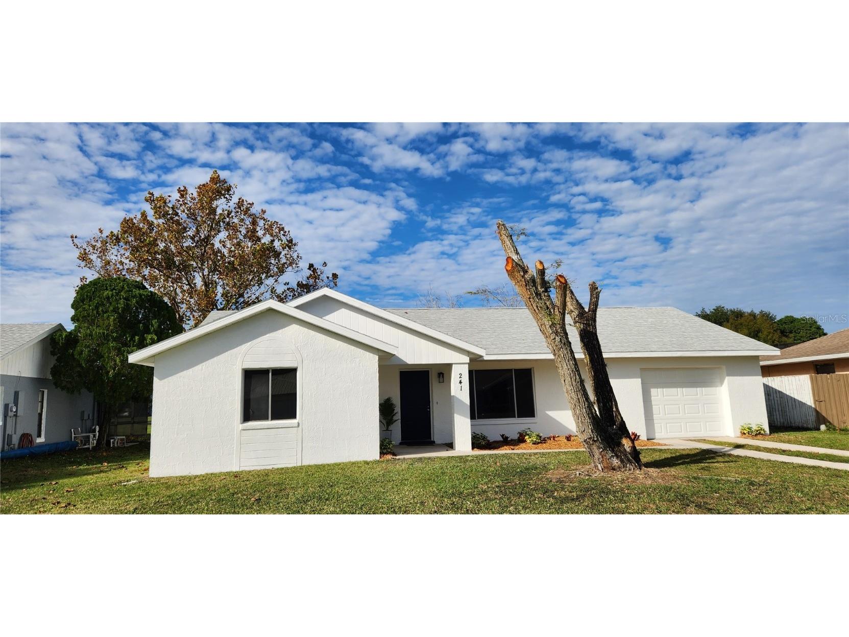 241 E Cedarwood Circle Kissimmee FL 34743 S5096635 image1