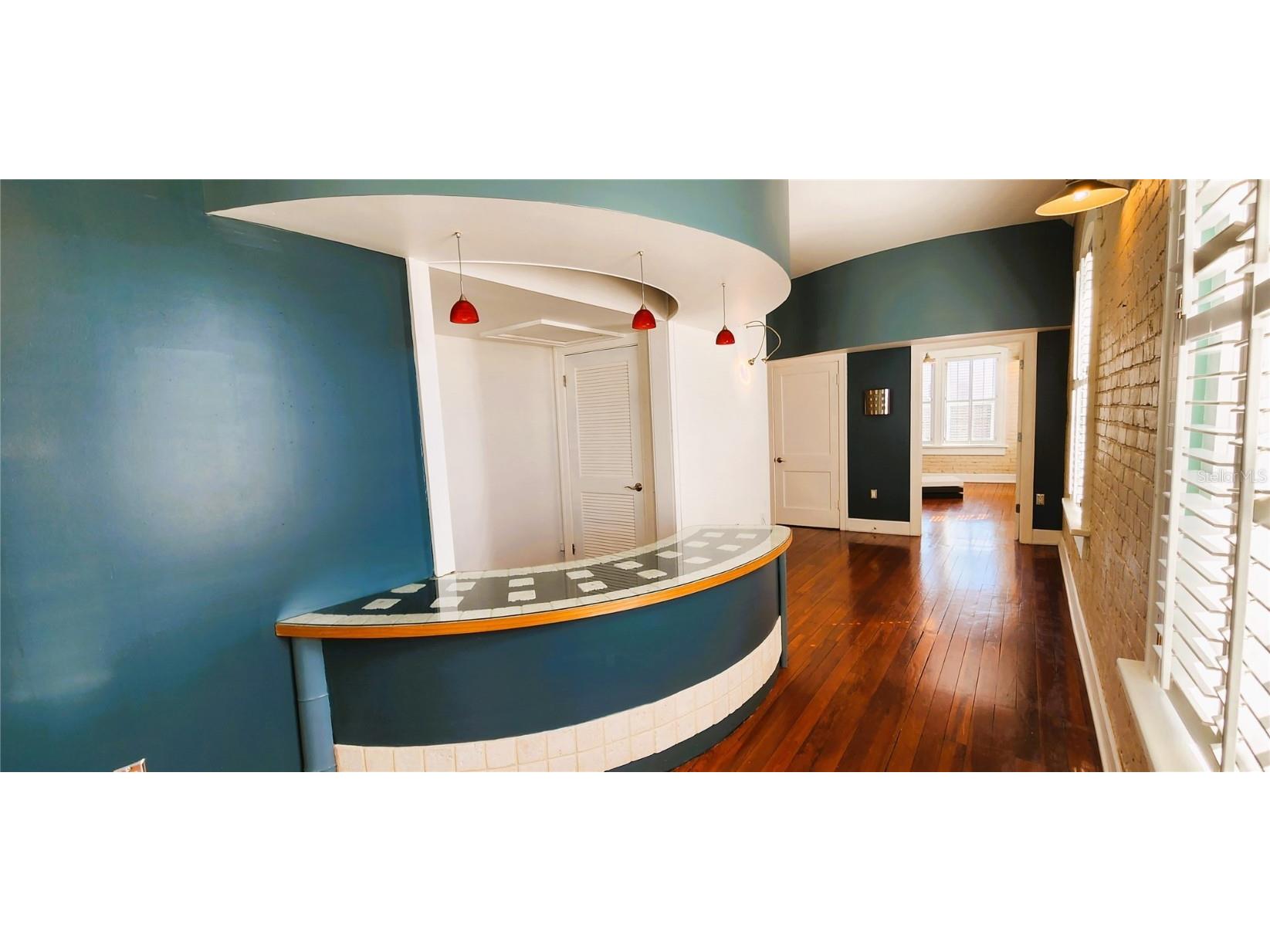 241 E Park Avenue Lake Wales FL 33853 K4902971 image3