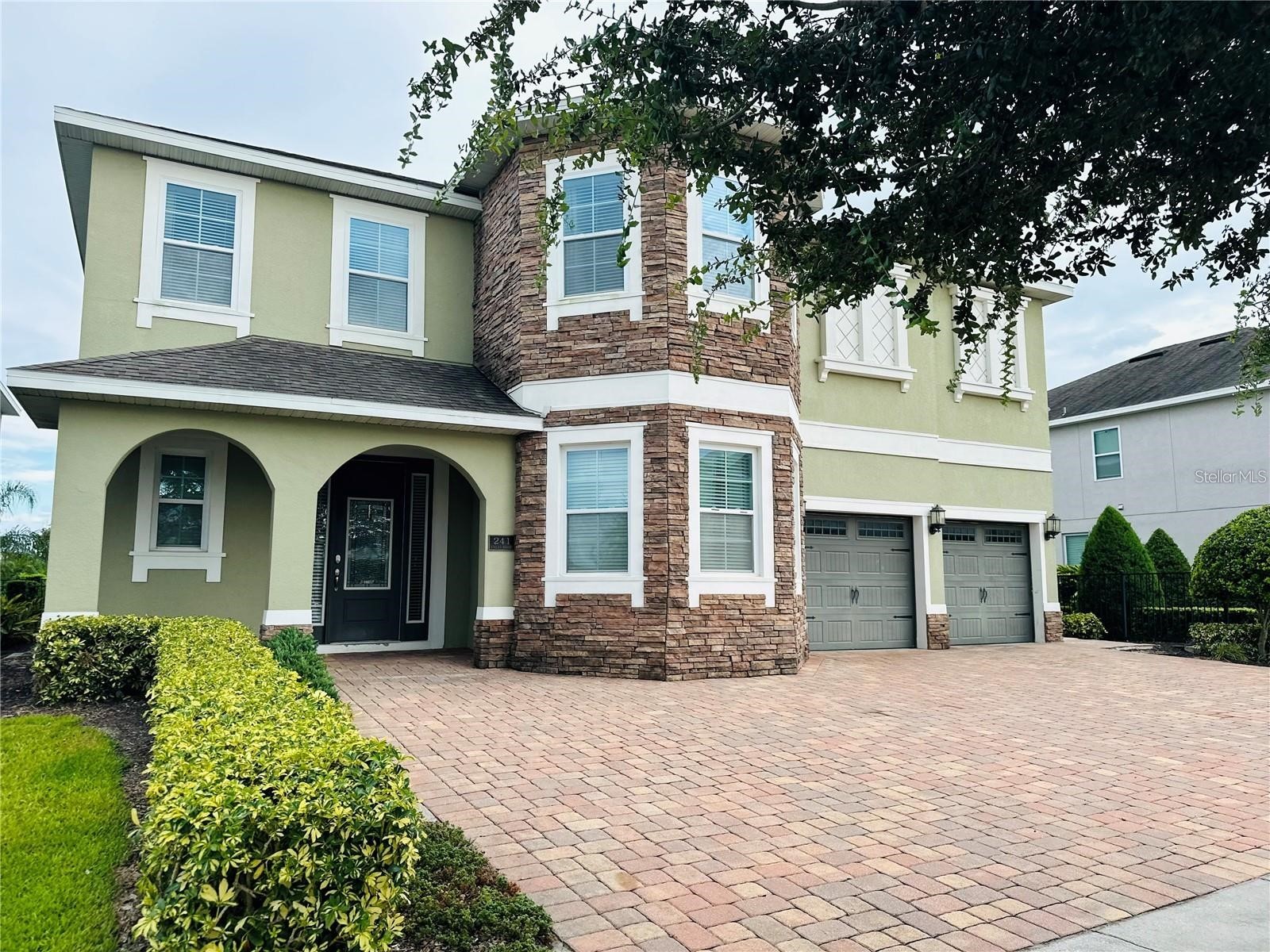 241 Falls Drive Kissimmee FL 34747 S5146843 image2