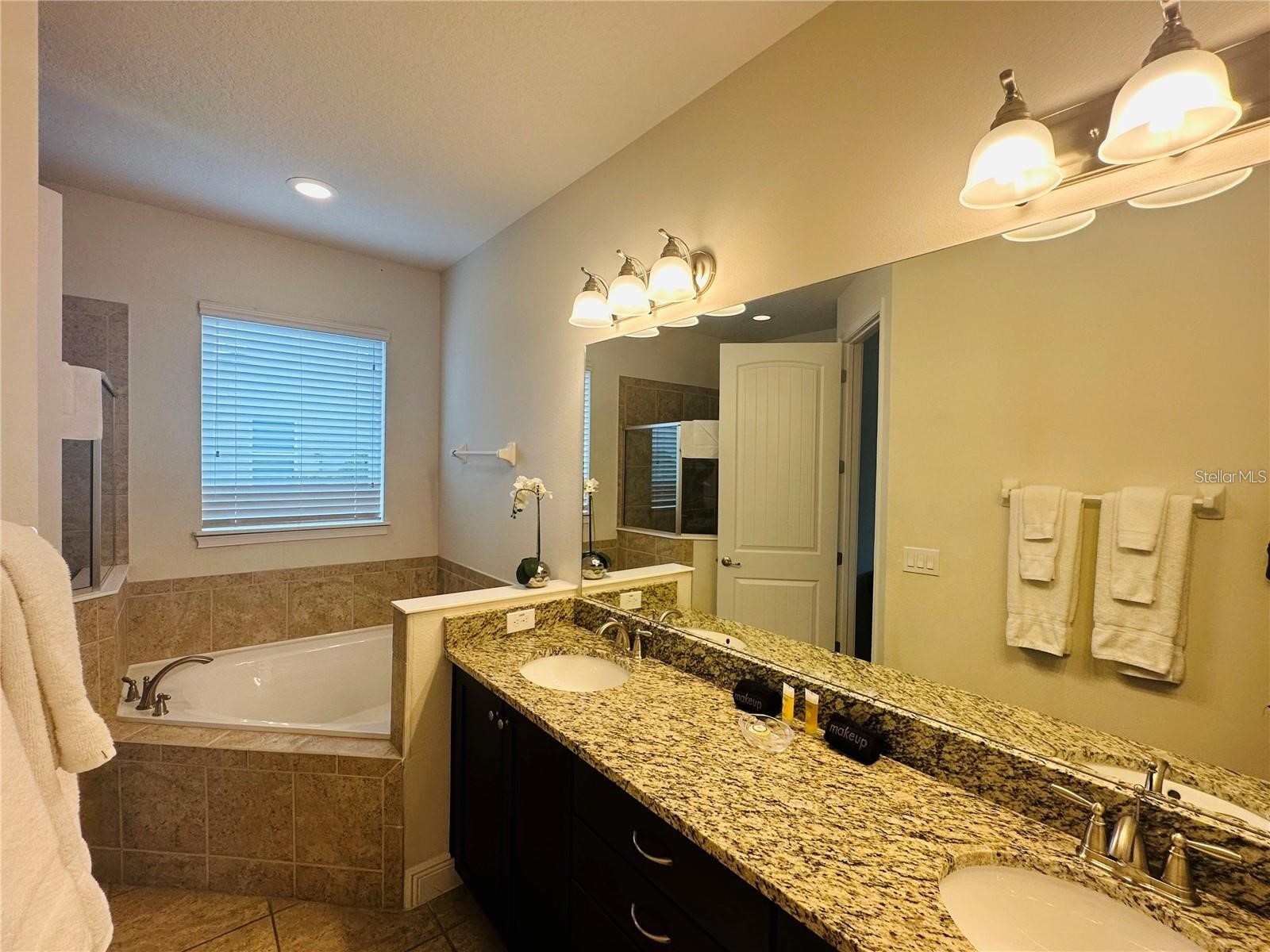 241 Falls Drive Kissimmee FL 34747 S5146843 image24