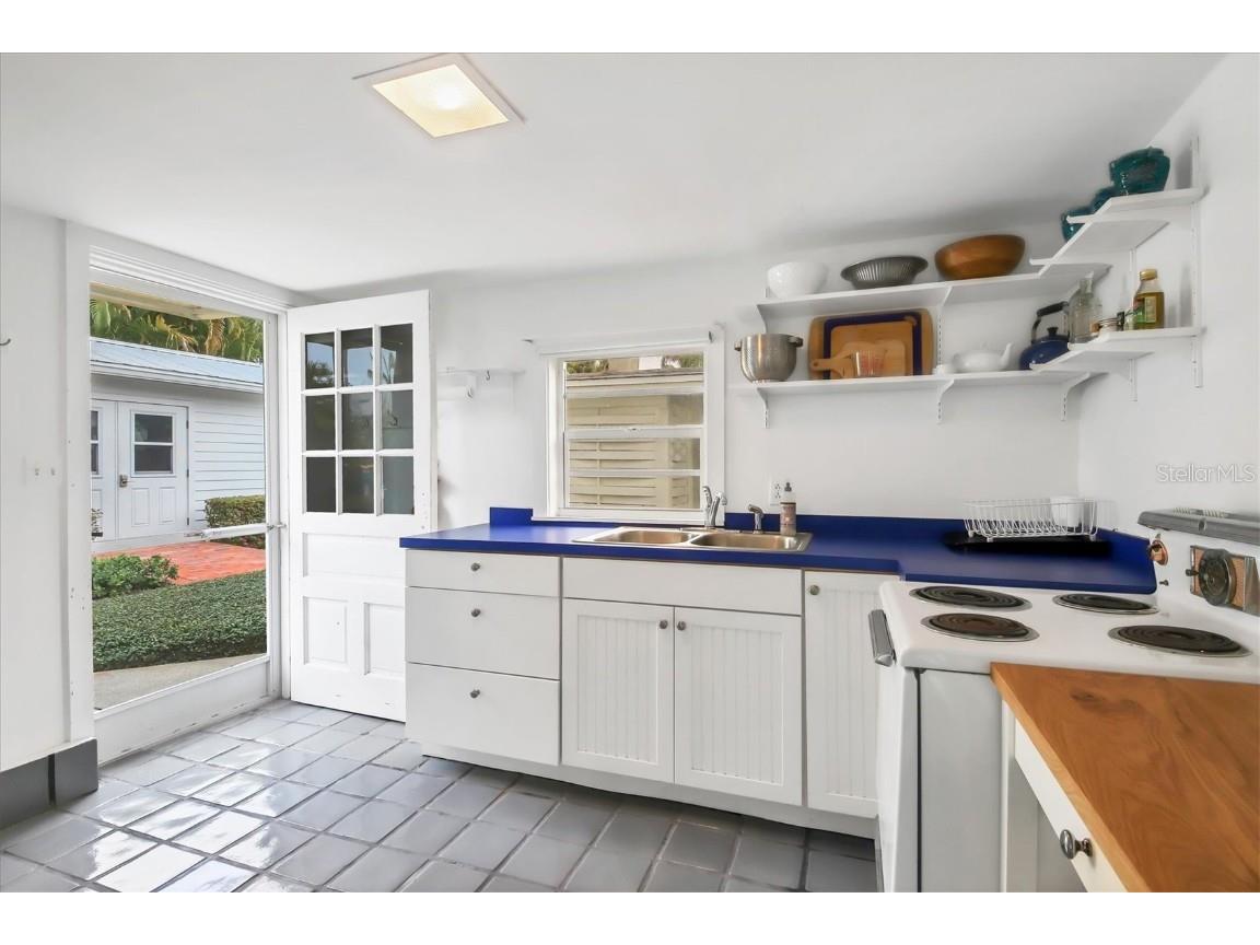 241 Gilchrist Avenue #F Boca Grande FL 33921 D6143697 image4