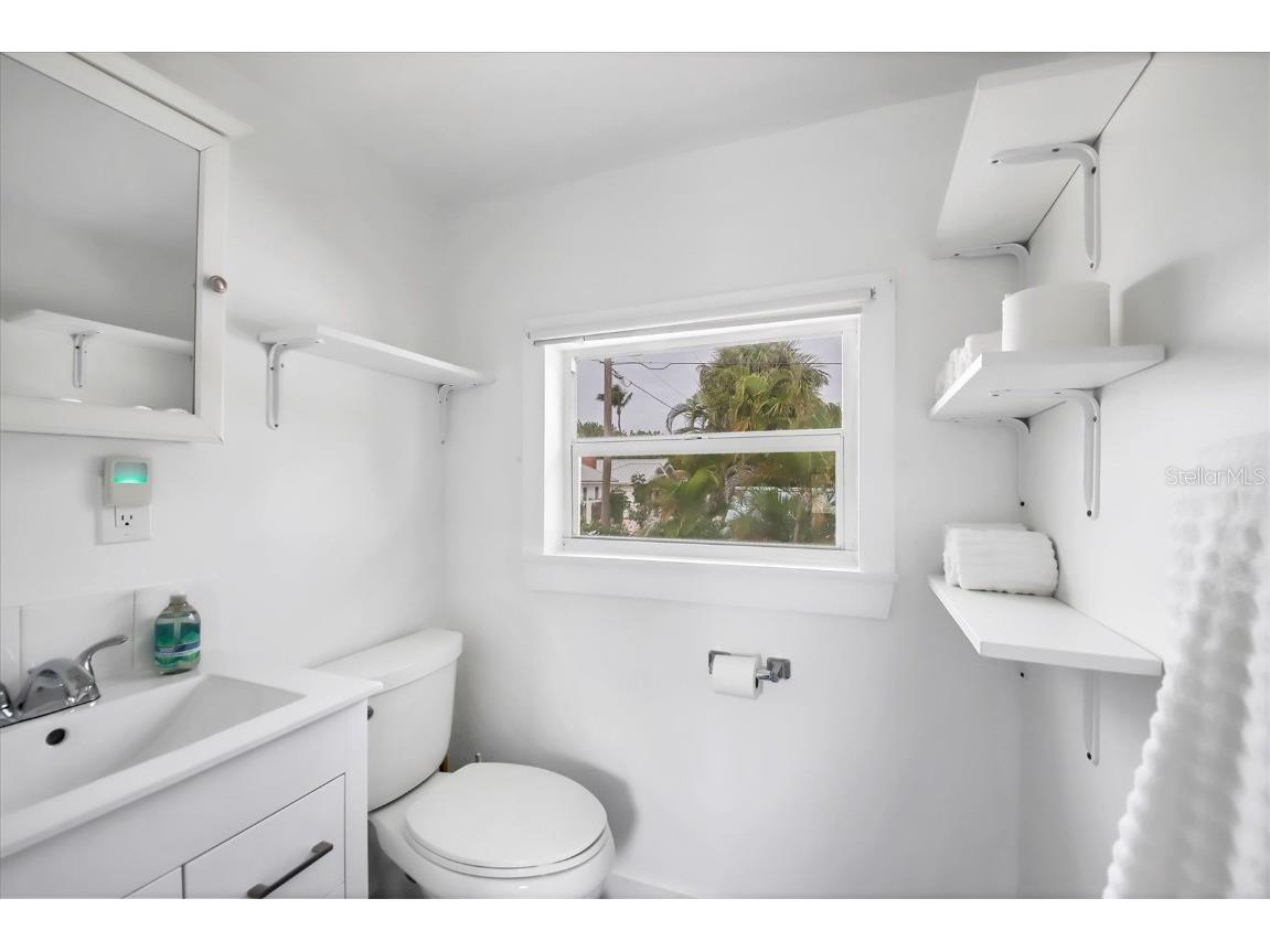 241 Gilchrist Avenue #F Boca Grande FL 33921 D6143697 image9