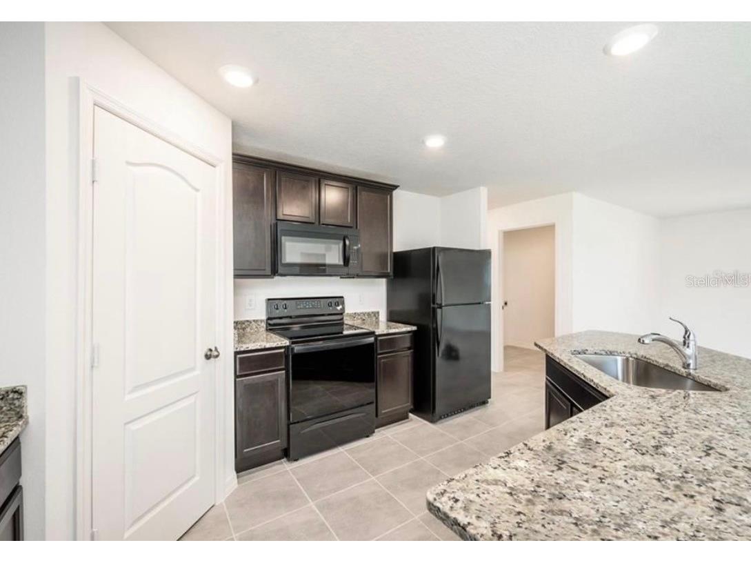 241 Gladiola Court Kissimmee FL 34759 S5143919 image10