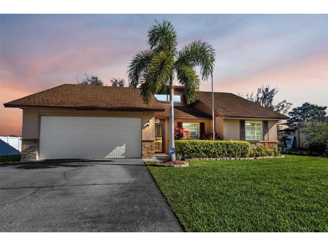 241 Lake Thomas Drive Winter Haven FL 33880 - Thomas L4942956 image1