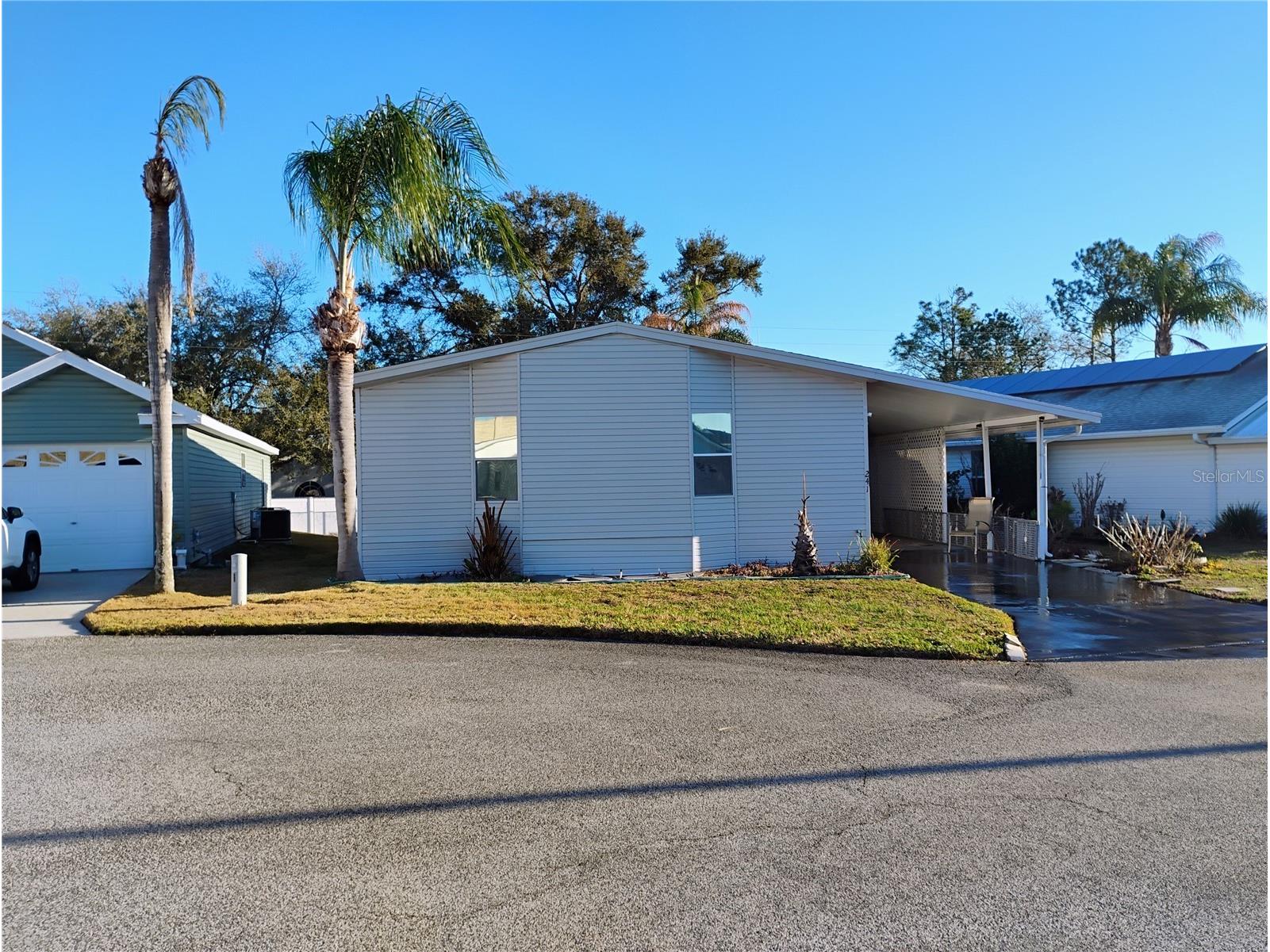 241 Lake Trout Davenport FL 33897 - LAKE DAVENPORT S5144577 image1
