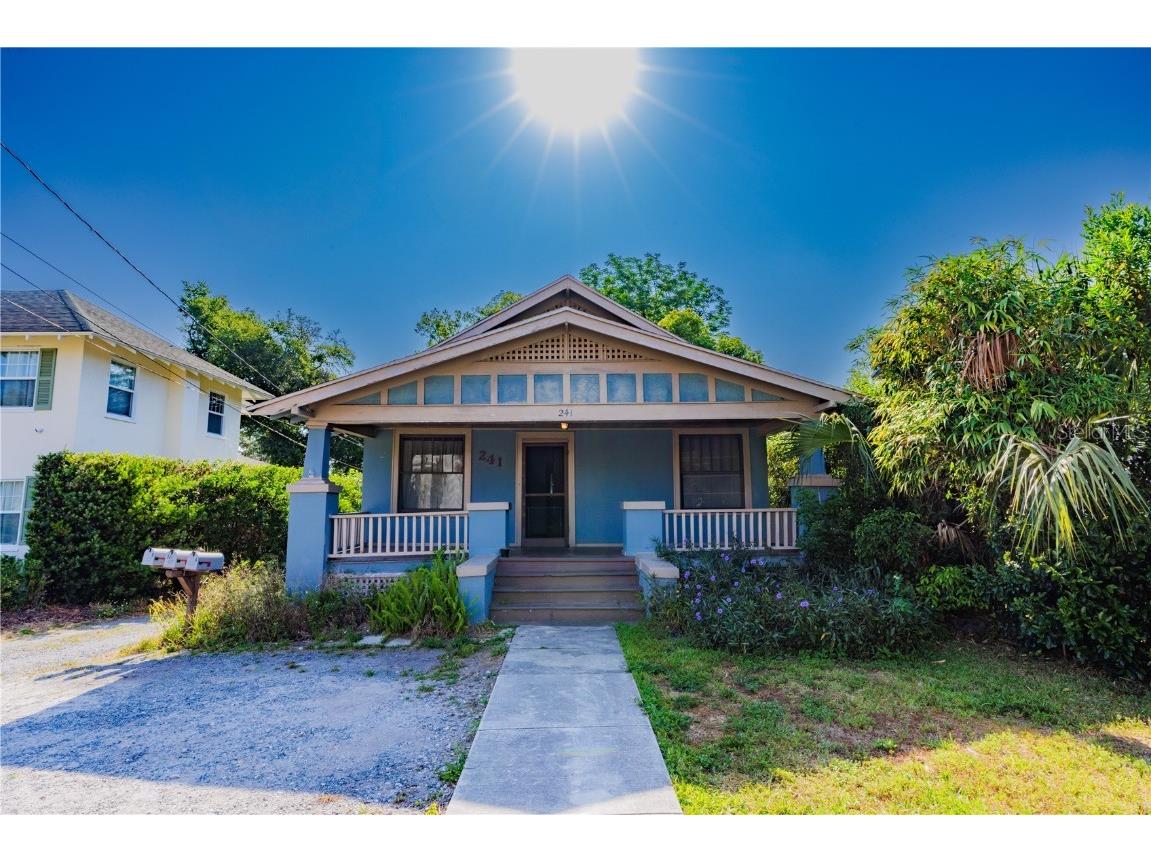 241 N Clara Avenue Deland FL 32720 V4935302 image1