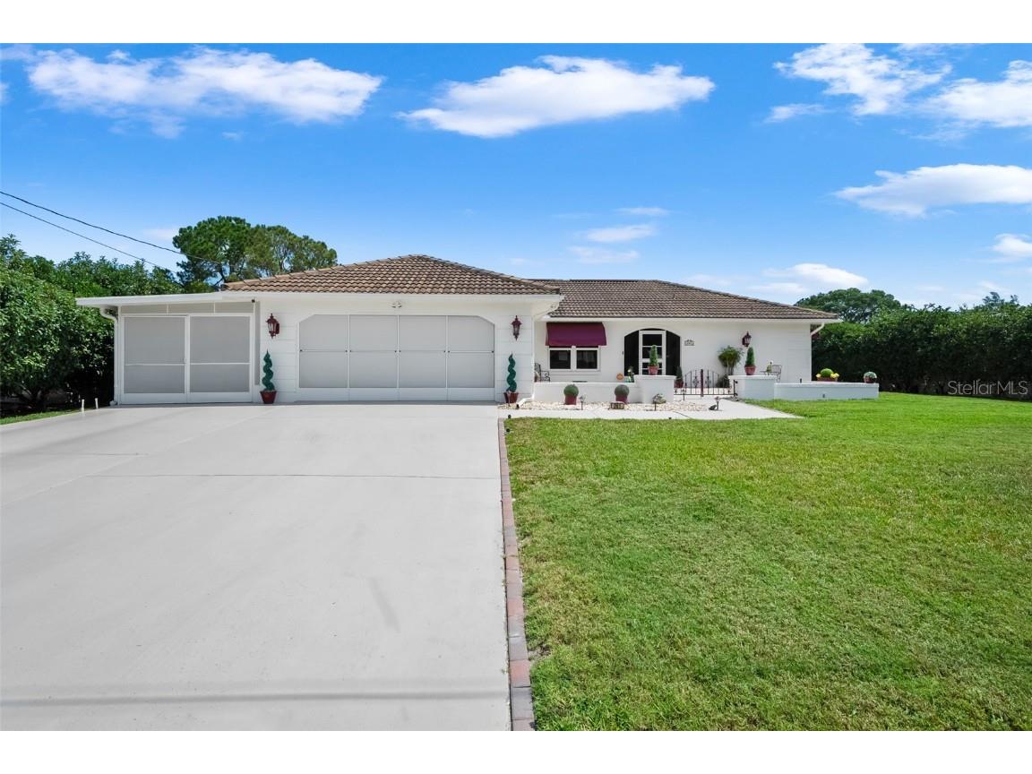 241 Planter Road Spring Hill FL 34606 W7854735 image1