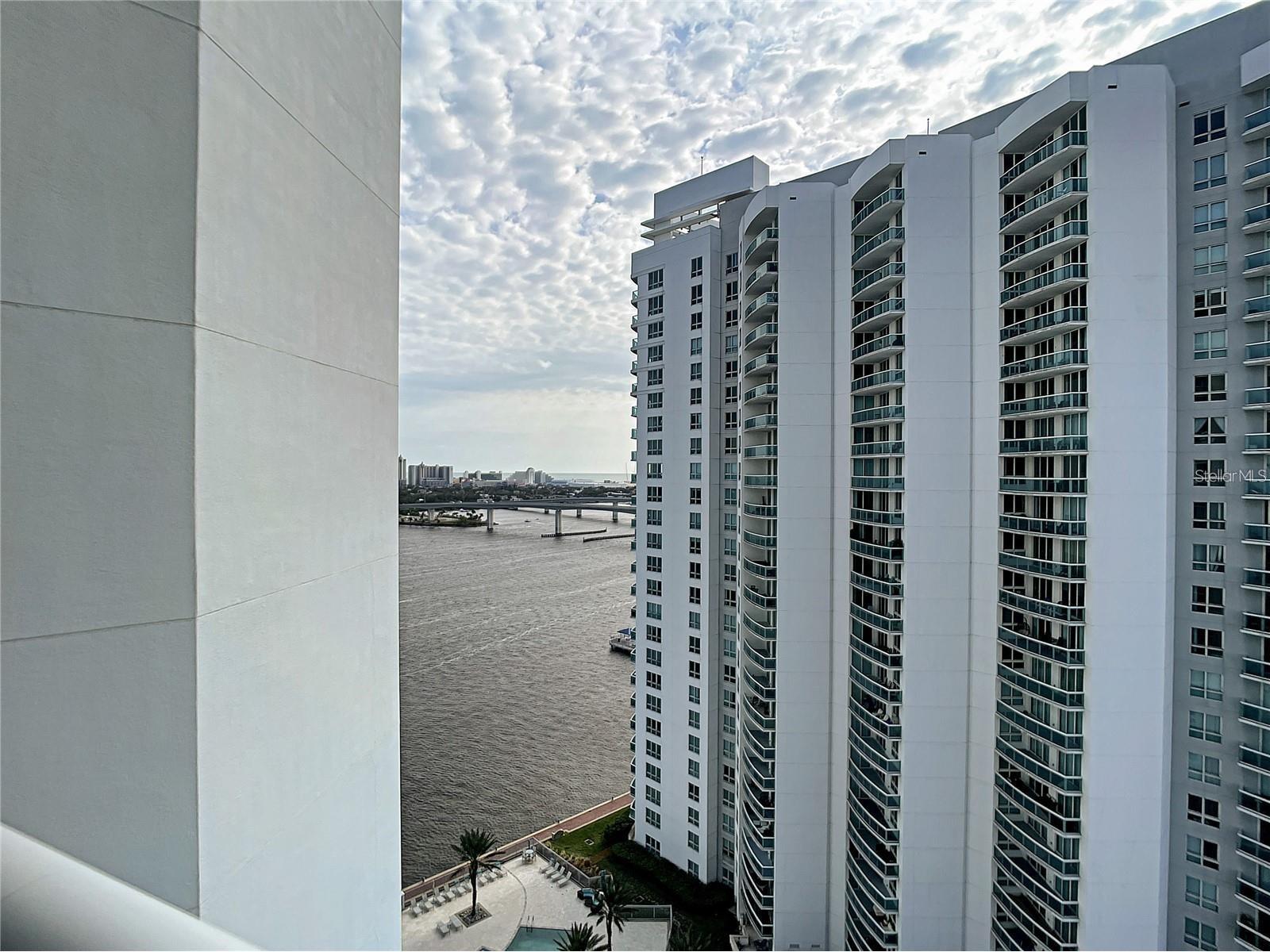 241 Riverside Drive #1809 Daytona Beach FL 32117 V4949135 image14