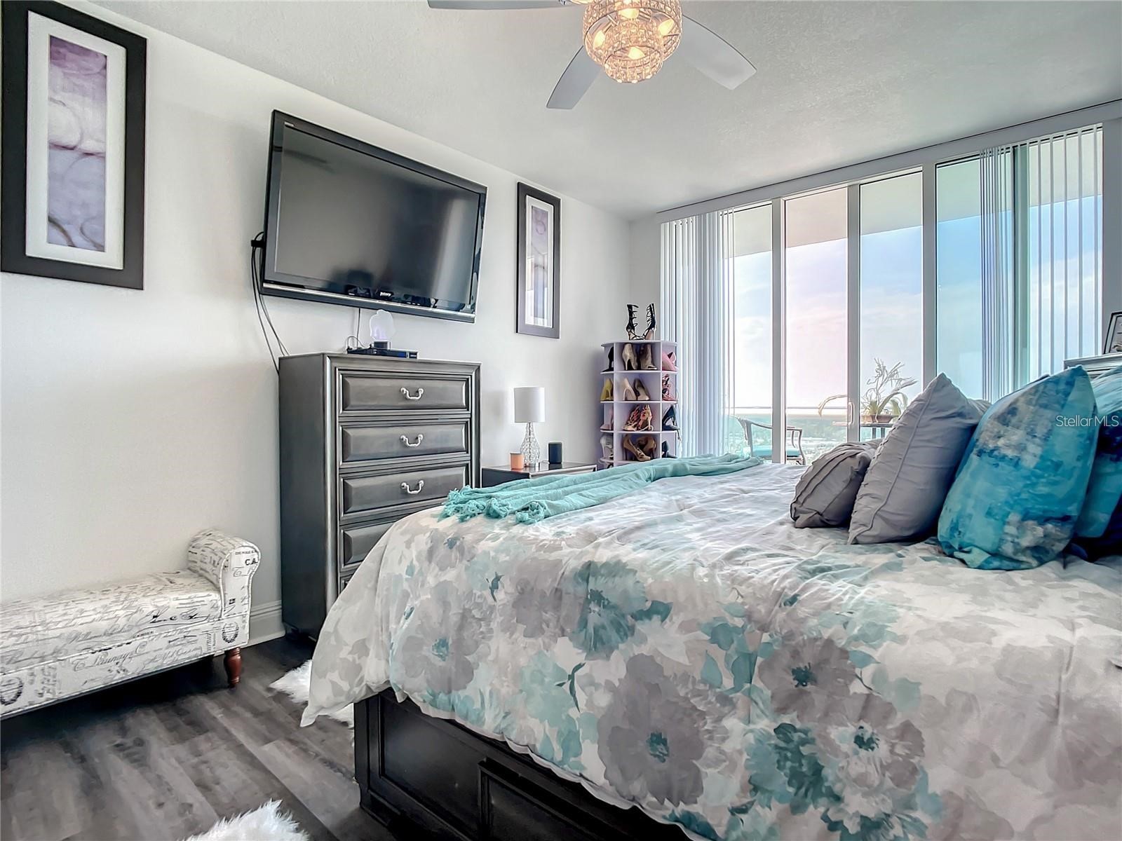 241 Riverside Drive #1809 Daytona Beach FL 32117 V4949135 image32