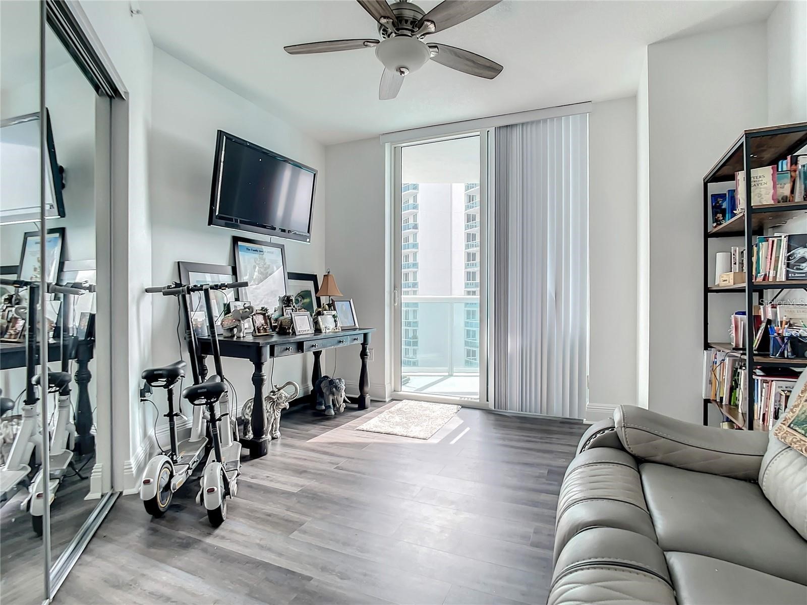 241 Riverside Drive #1809 Daytona Beach FL 32117 V4949135 image45
