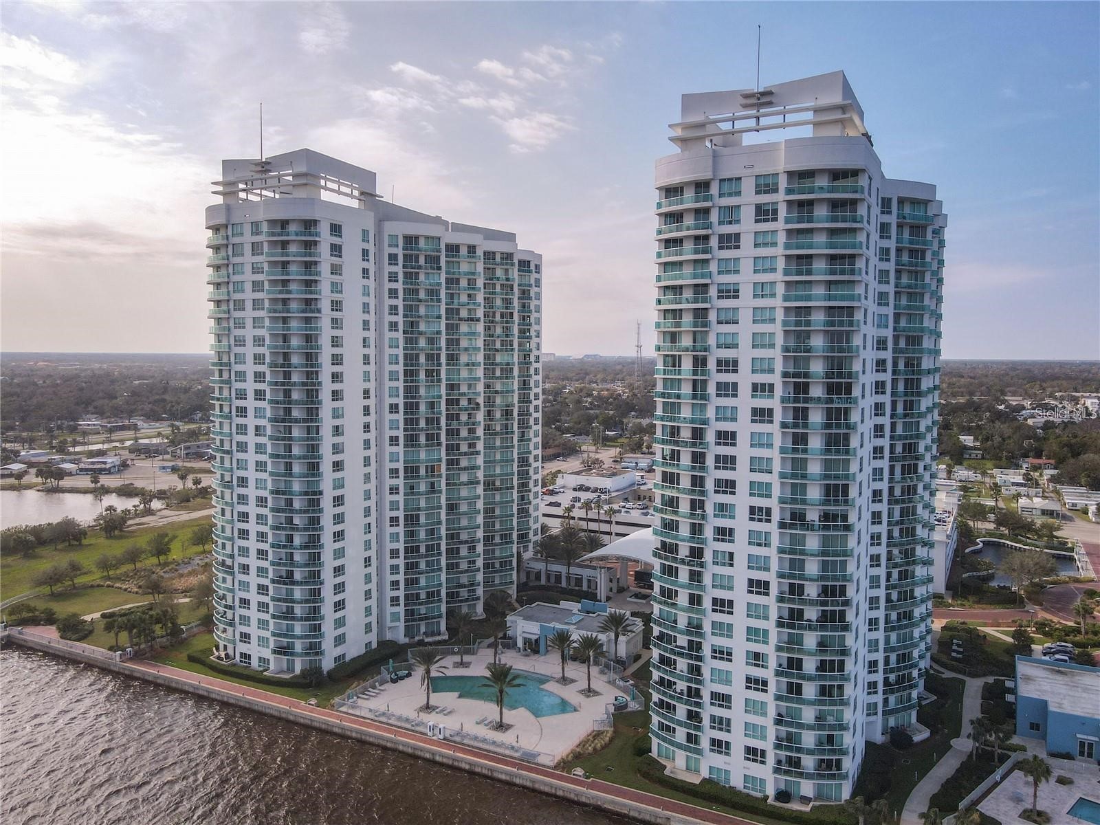 241 Riverside Drive #1809 Daytona Beach FL 32117 V4949135 image6