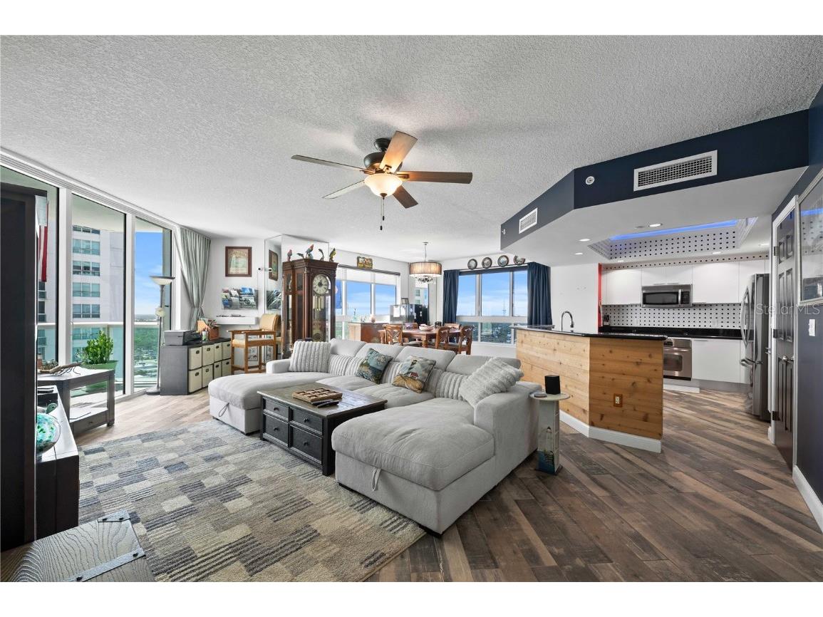 241 Riverside Drive #1909 Daytona Beach FL 32117 V4941969 image3