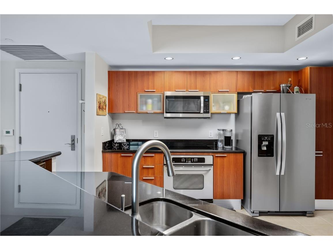 241 Riverside Drive #304 Daytona Beach FL 32117 - HALIFAX RIVER V4941968 image12