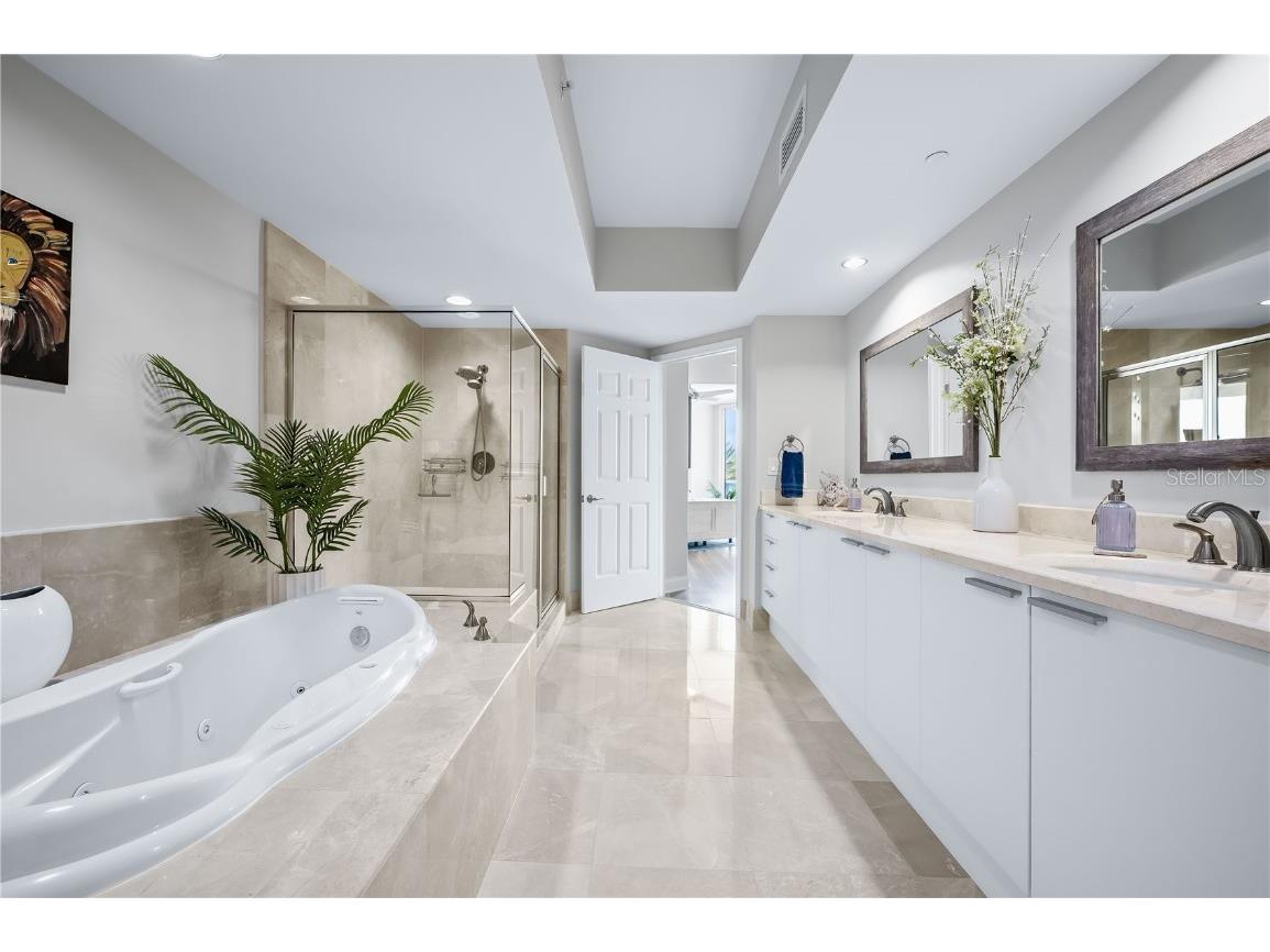 241 Riverside Drive #304 Daytona Beach FL 32117 - HALIFAX RIVER V4941968 image23