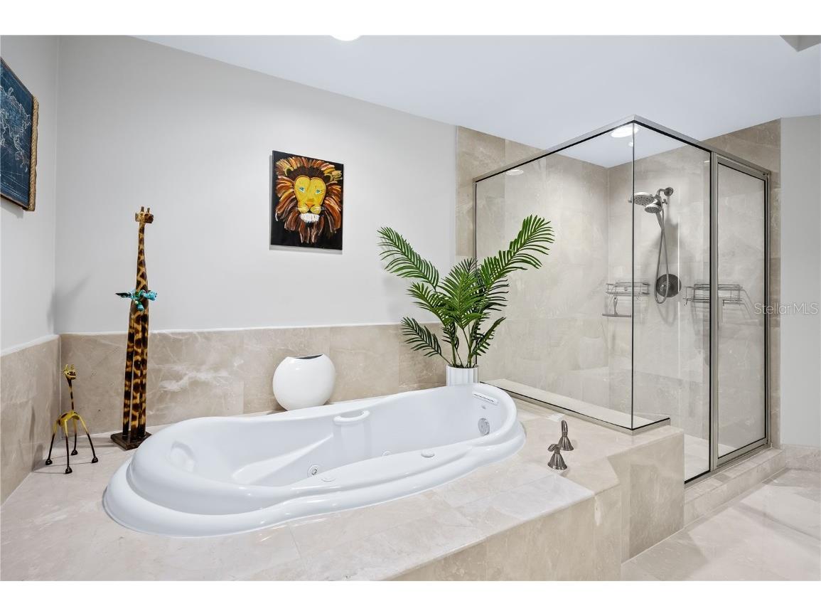 241 Riverside Drive #304 Daytona Beach FL 32117 - HALIFAX RIVER V4941968 image24