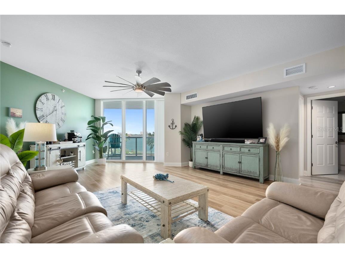 241 Riverside Drive #304 Daytona Beach FL 32117 - HALIFAX RIVER V4941968 image3