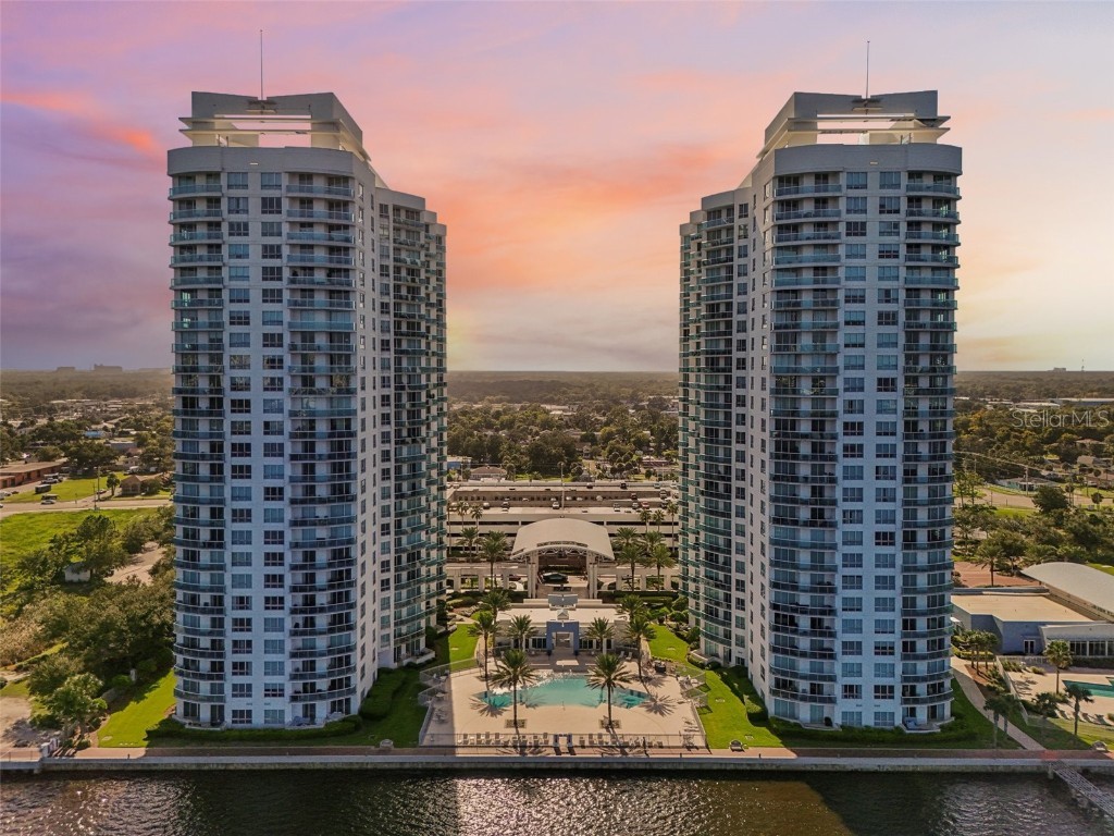 241 Riverside Drive #305 Daytona Beach FL 32117 - HALIFAX RIVER TB8435440 image1