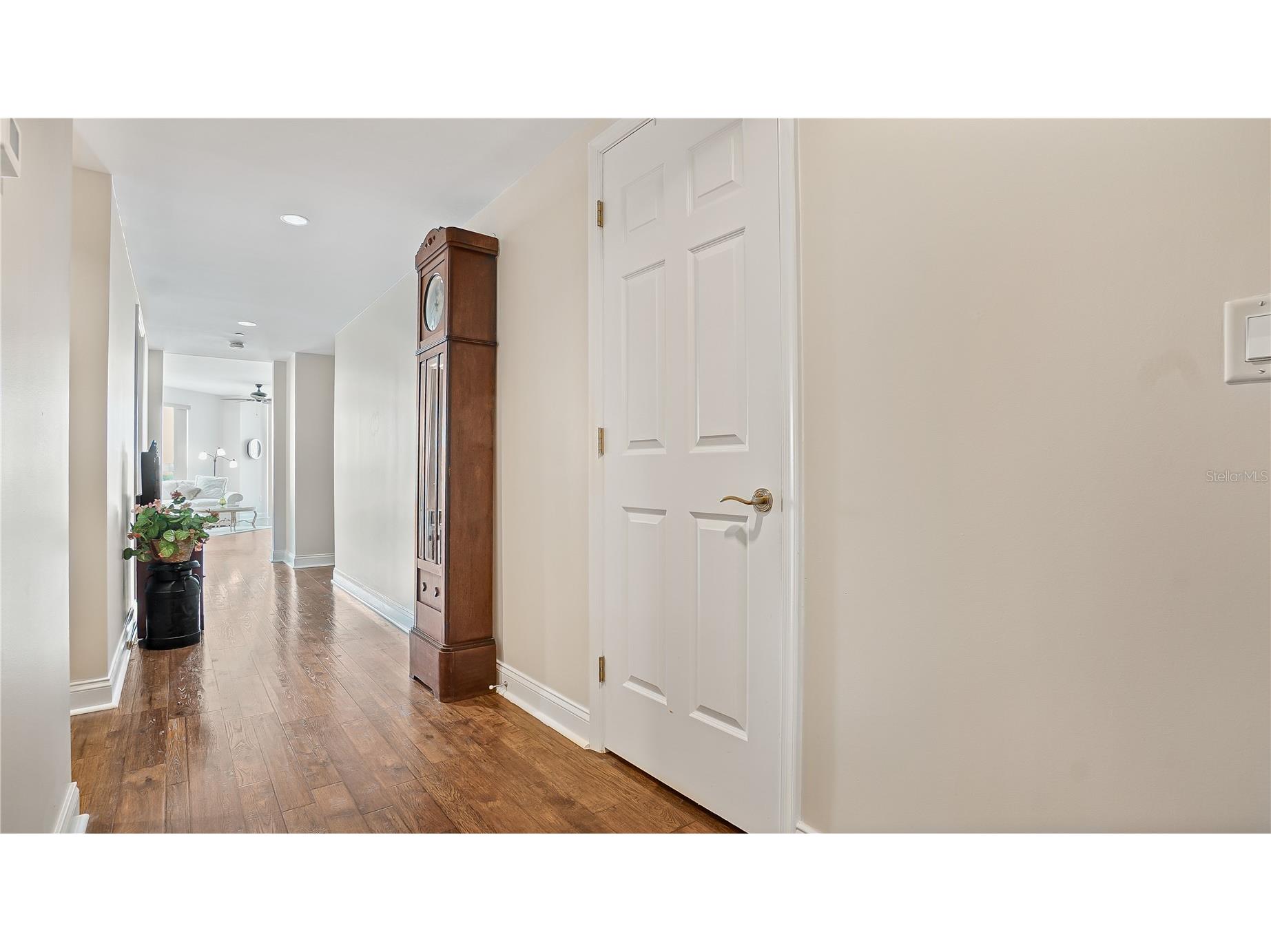 241 Riverside Drive #502 Daytona Beach FL 32117 O6380767 image32
