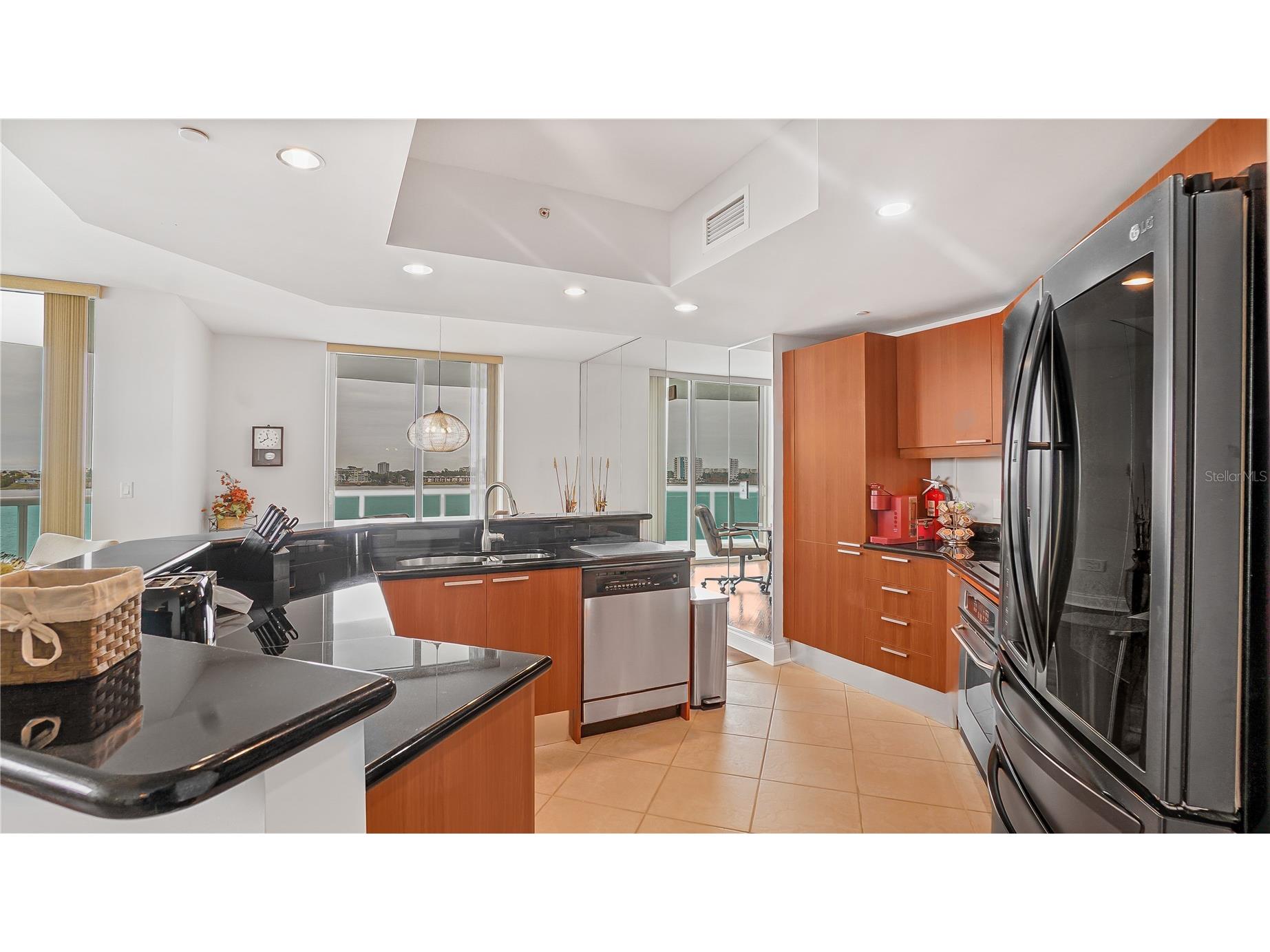 241 Riverside Drive #502 Daytona Beach FL 32117 O6380767 image34