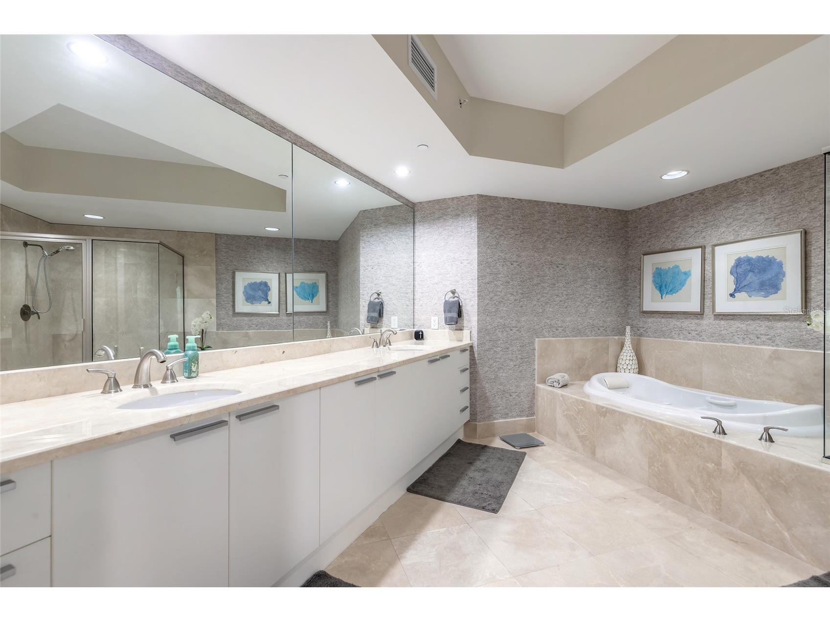 241 Riverside Drive #701 Holly Hill FL 32117 - HALIFAX RIVER V4946888 image18