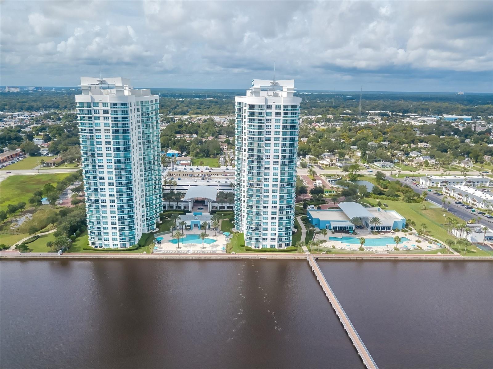 241 Riverside Drive #701 Holly Hill FL 32117 - HALIFAX RIVER V4946888 image45
