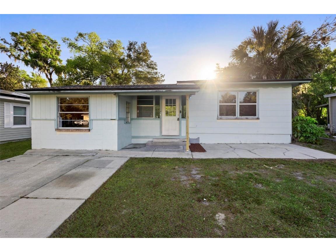 241 S Marydell Avenue Deland FL 32720 O6291194 image1