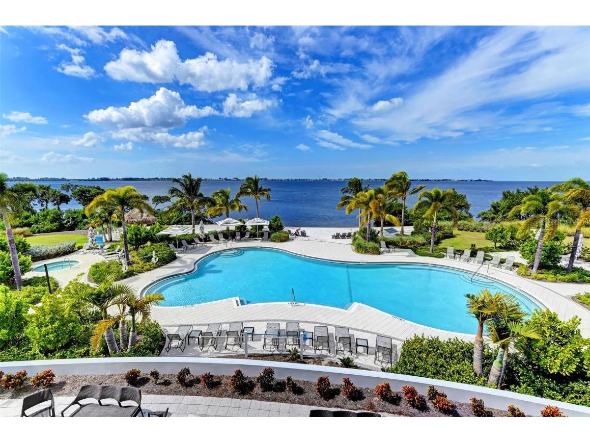 241 Sapphire Lake Drive #201 Bradenton FL 34209 A4650011 image64