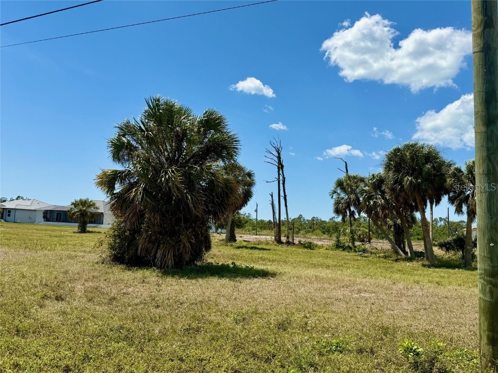 241 W Pine Valley Lane Rotonda West FL 33947 D6141632 image4