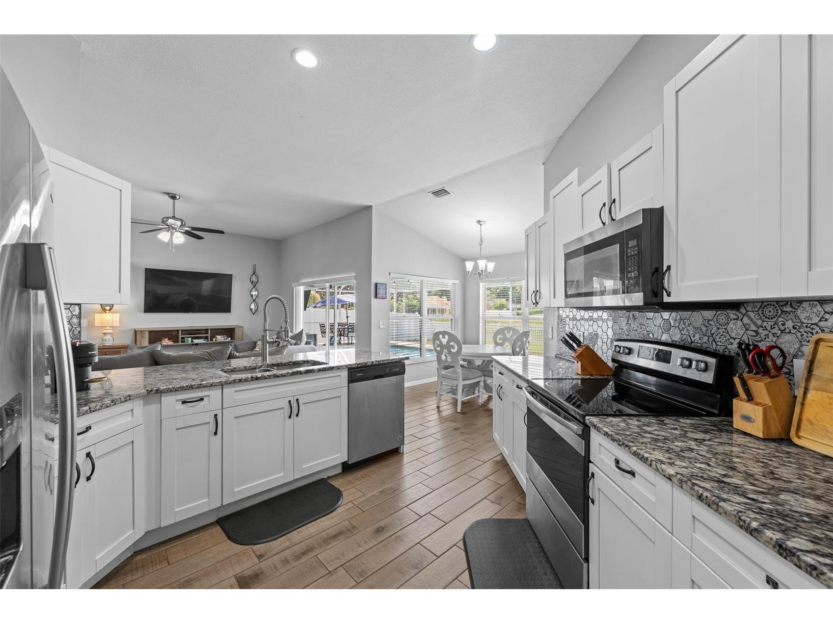 2410 Arborwood Drive Valrico FL 33596 TB8522956 image12