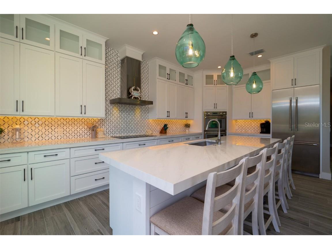 2410 Avenue B Bradenton Beach FL 34217 A4658000 image10