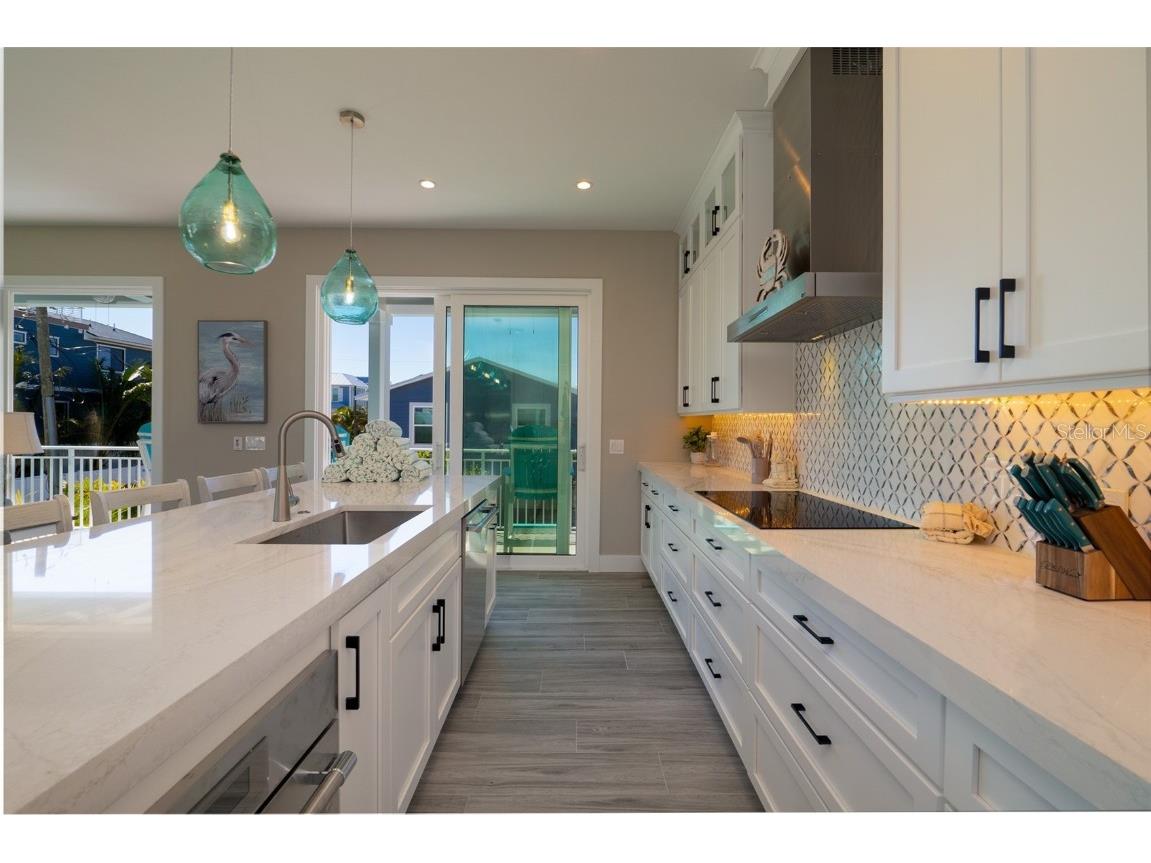 2410 Avenue B Bradenton Beach FL 34217 A4658000 image12