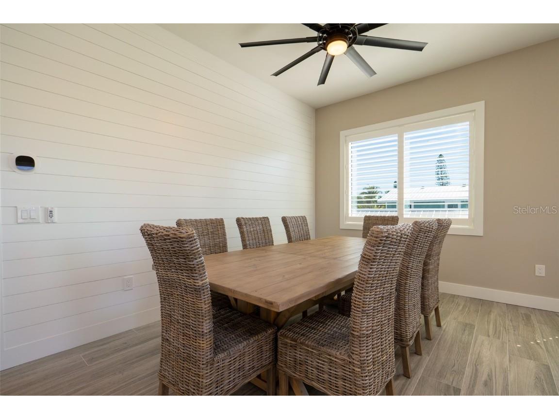 2410 Avenue B Bradenton Beach FL 34217 A4658000 image14