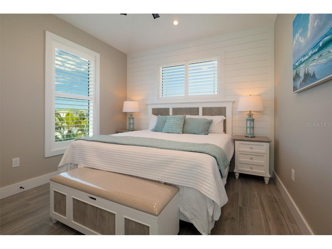 2410 Avenue B Bradenton Beach FL 34217 A4658000 image15