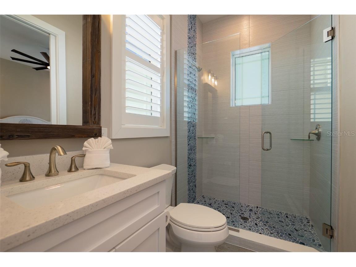 2410 Avenue B Bradenton Beach FL 34217 A4658000 image37