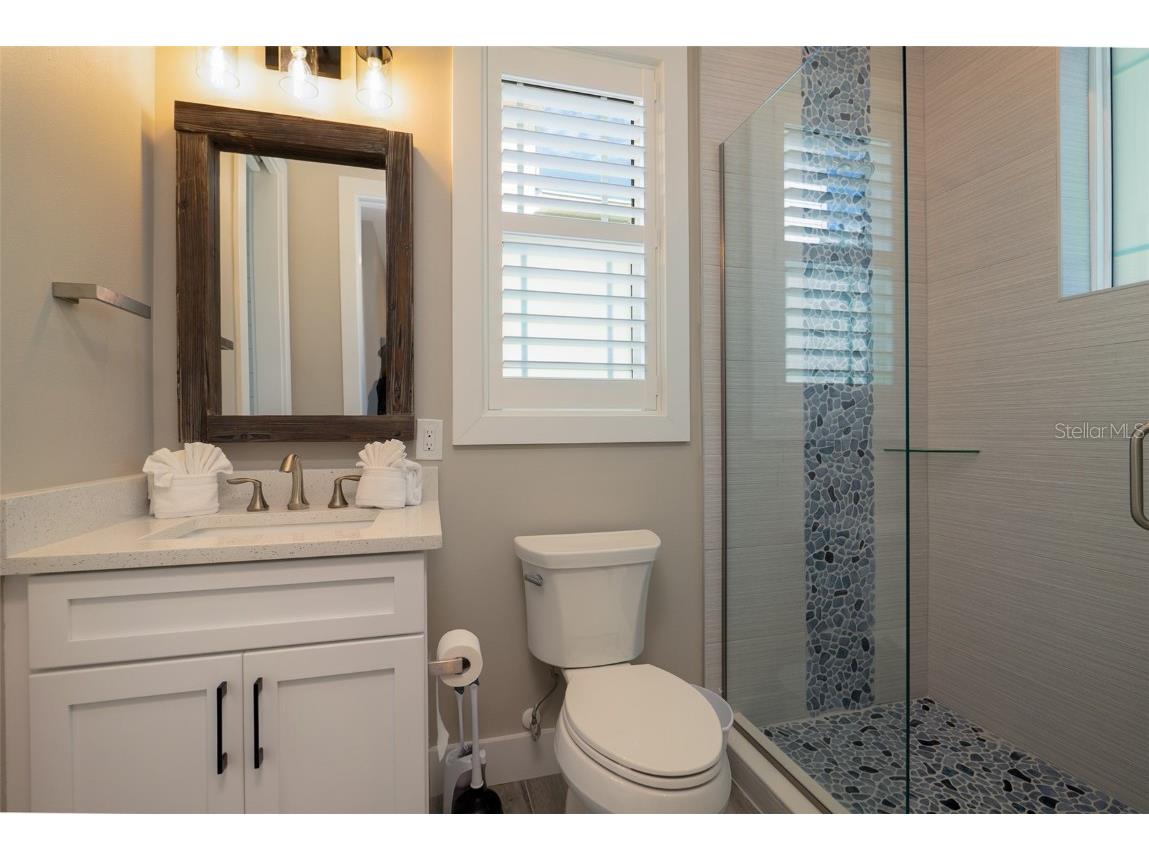 2410 Avenue B Bradenton Beach FL 34217 A4658000 image40